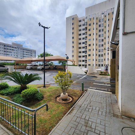 Apartamento Em Condominio Com Lazer 贝洛哈里桑塔 外观 照片